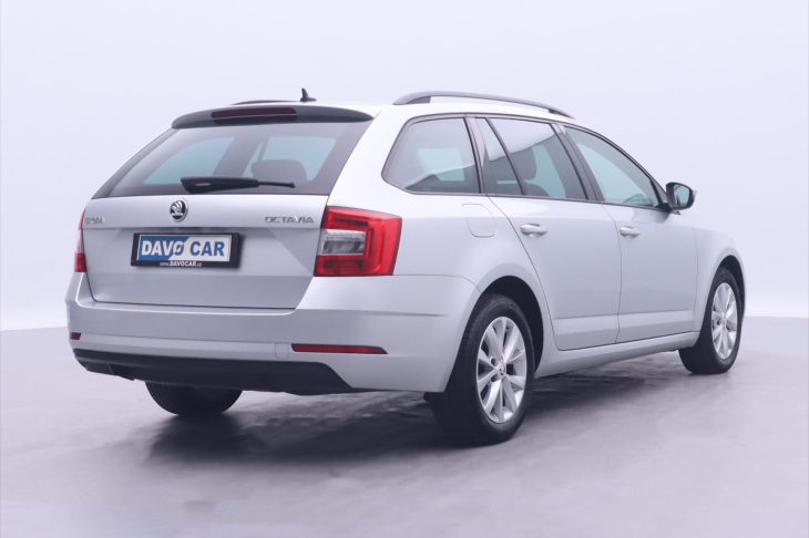 Škoda Octavia 1,6 TDI 85kW Ambition CZ 1.Maj