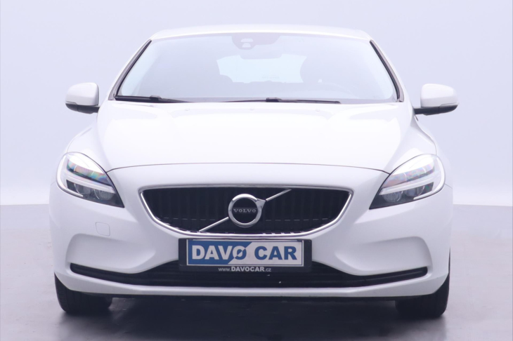 Volvo V40 2,0 T3 112kW CZ Momentum 1.Maj