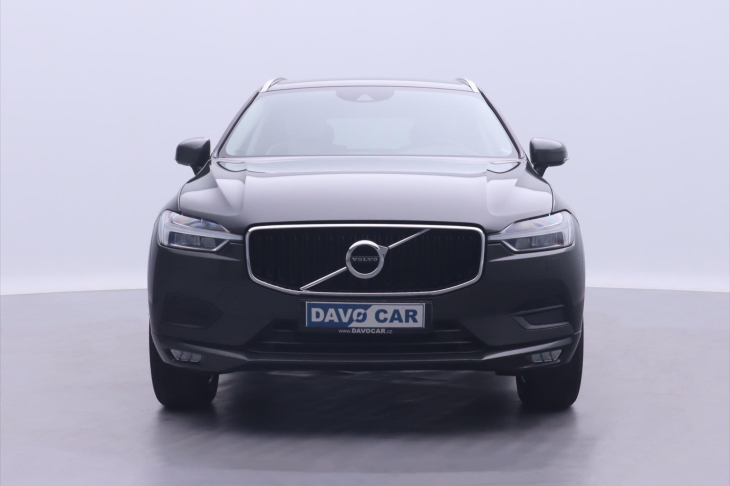 Volvo XC60 2,0 B5 AWD benzin Momentum Auto