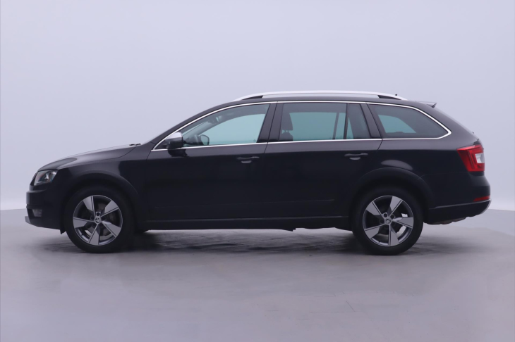 Škoda Octavia 2,0 TDI DSG 4x4 Navi Xenon Scout