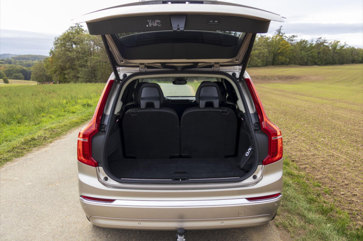 Volvo XC90 2,0 B5 AWD CZ DPH TZ Ventilace