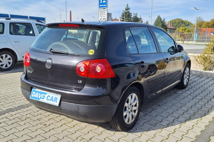 Volkswagen Golf 1,6 Comfortline LPG AC