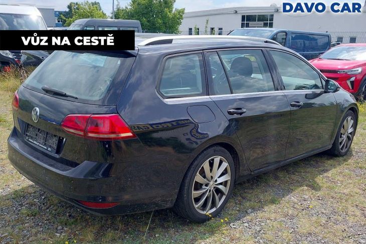 Volkswagen Golf 2,0 TDI Highline 4Motion ČR Xenon