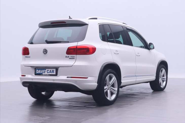 Volkswagen Tiguan 2,0 TDI 103kW R-line CZ 4Motion