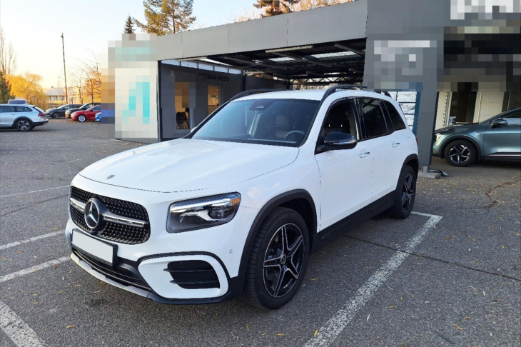 Mercedes-Benz GLB 2,0 200d 4Matic CZ AMG DPH