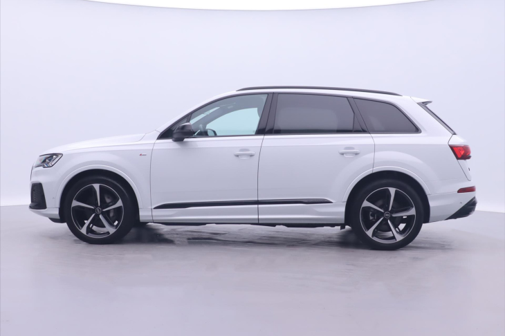 Audi Q7 3,0 V6 TDI S-Line Black CZ DPH