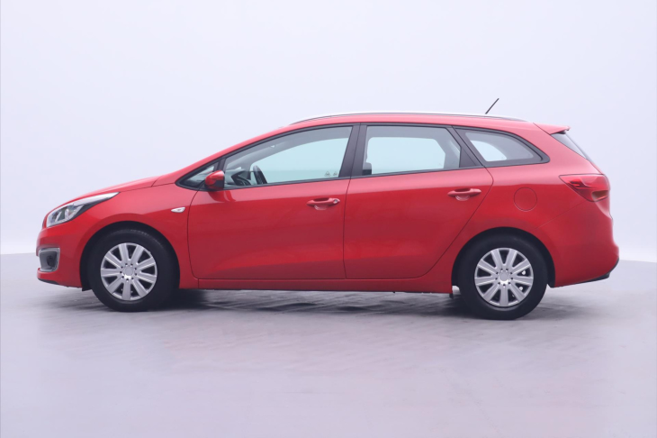 Kia Ceed 1,4 Comfort Plus CZ Serv.kniha