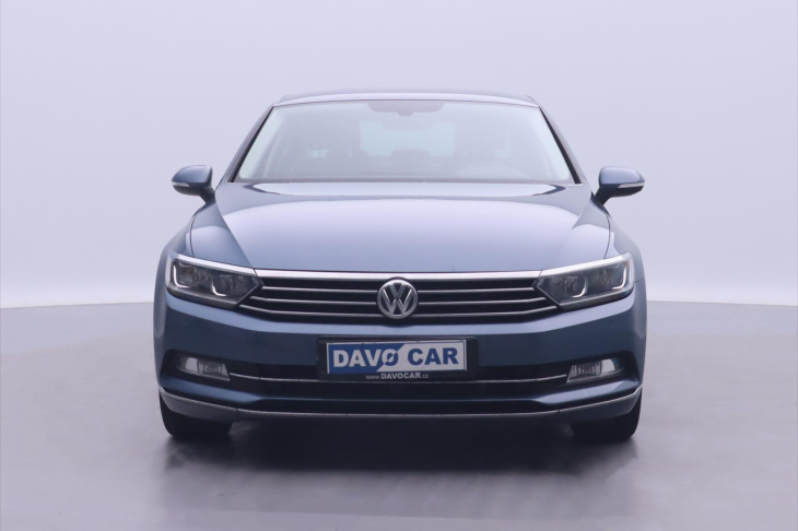 Volkswagen Passat 2,0 TDI DSG CZ Highline DPH