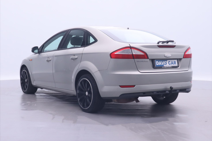 Ford Mondeo 2,0 i 107kW Kůže Tažné