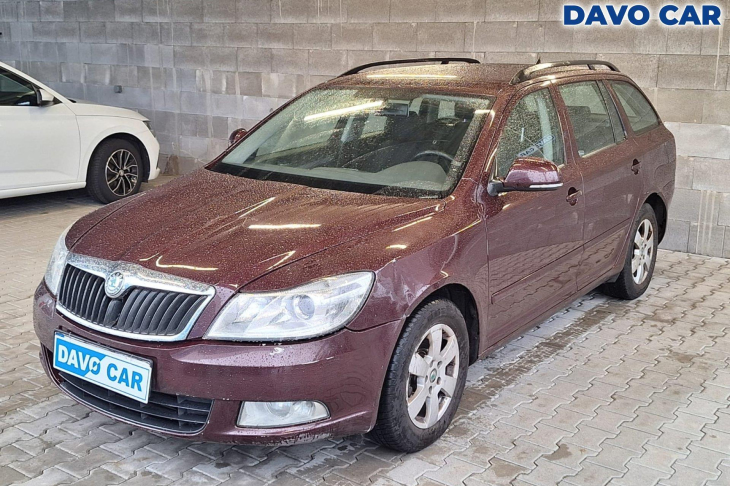 Škoda Octavia 1,6 TDI Elegance Edition Klima Kombi