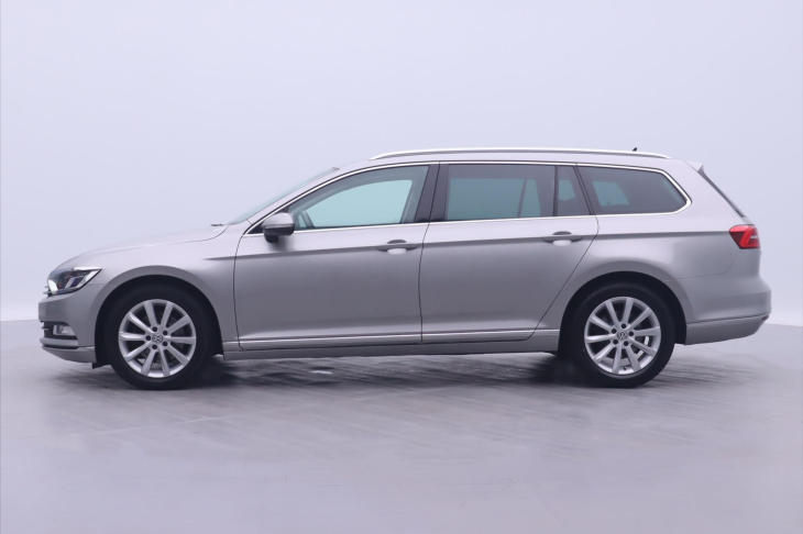 Volkswagen Passat 2,0 TDI Highline Navi LED 1Maj