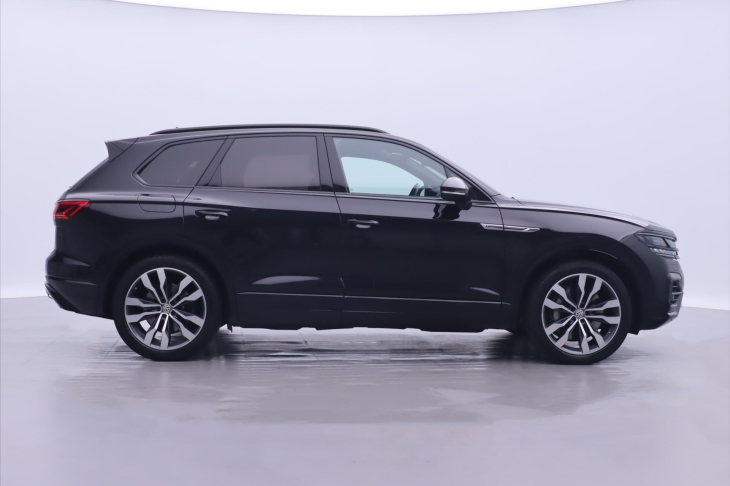 Volkswagen Touareg 4,0 V8 TDI R-Line Panorama TZ