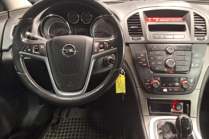 Opel Insignia 2,0 CDTi  TK 8/25 Klima