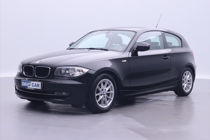 BMW Řada 1 2,0 116i Klimatizace