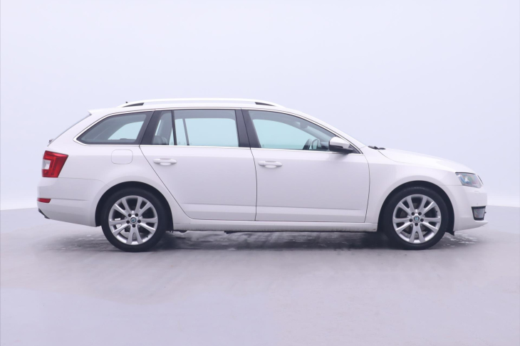 Škoda Octavia 2,0 TDI Elegance Plus Xenon