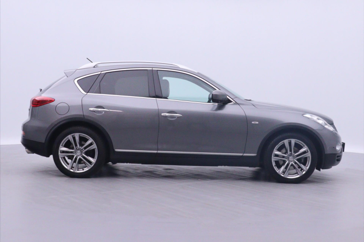 Infiniti EX30 3,0 D V6 GT AWD Auto CZ