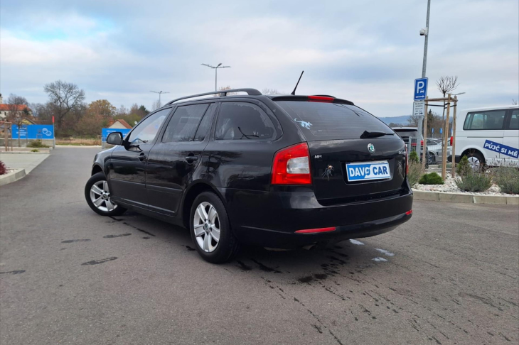 Škoda Octavia 1,6 Classic Combi Klimatizace