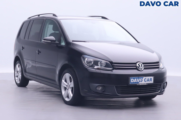 Volkswagen Touran 2,0 103kw DSG navi serv. kniha