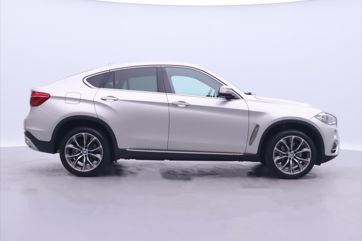 BMW X6 3,0 xDrive40d 230kW CZ