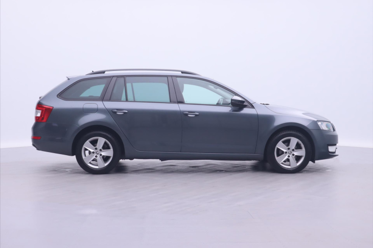 Škoda Octavia 1,6 TDI Aut.klima Navi 1.Maj.