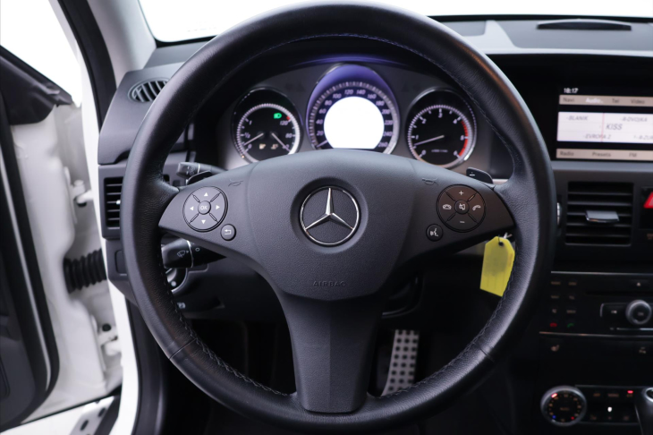 Mercedes-Benz GLK 3,0 320CDI Aut. 4M Navi Kůže