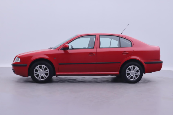 Škoda Octavia 1,6 MPI Tour Klima CZ Serv.kn.