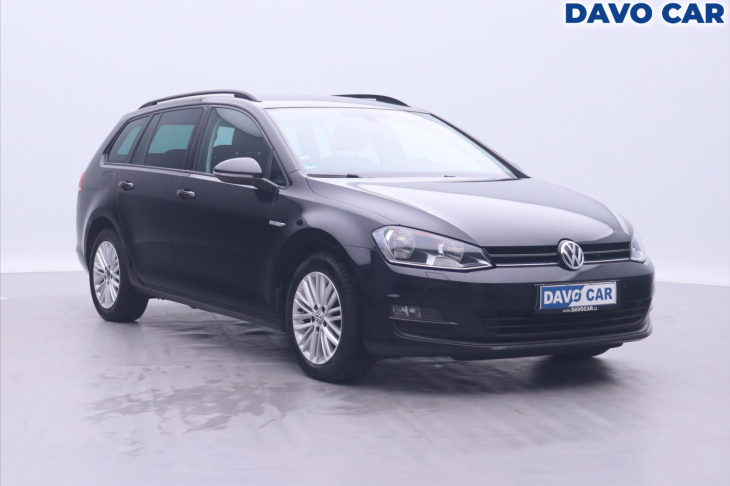 Volkswagen Golf 1,6 TDI Cup Aut.klima 1.Maj.