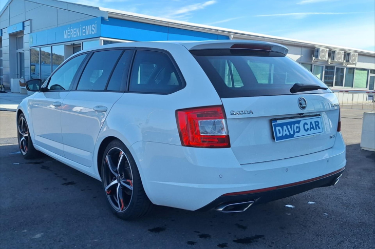 Škoda Octavia 2,0 TDI 135kW CZ DPH RS