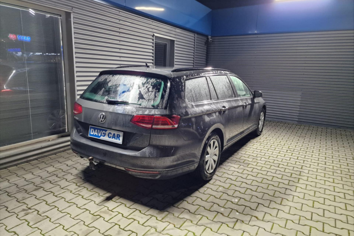 Volkswagen Passat 2,0 TDI 110kW DSG 1.Maj. DPH