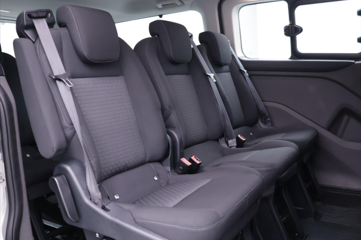 Ford Tourneo Custom 2,0 TDCI 96kW L2 CZ 9-Míst DPH