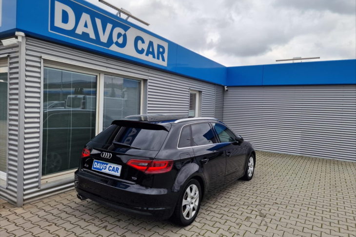 Audi A3 2,0 TDI 110kw LED navi audi drive select