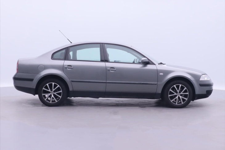 Volkswagen Passat 1,9 TDI 96kW CZ 103.353Km