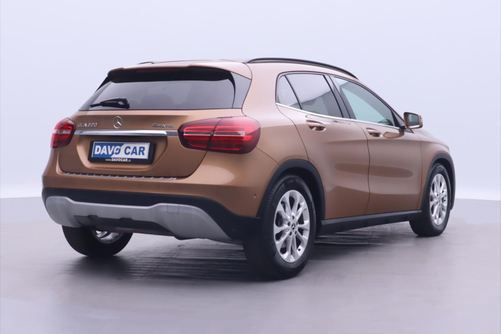 Mercedes-Benz GLA 2,0 GLA 220 4Matic LED CZ