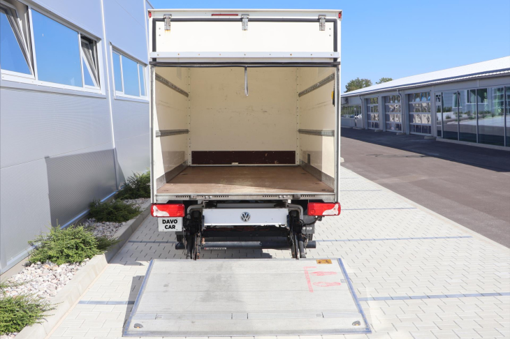 Volkswagen Crafter 2,0 TDI Hydr. čelo 8 palet DPH