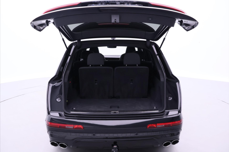 Audi SQ7 4,0 V8 373kW Black Panorama DPH