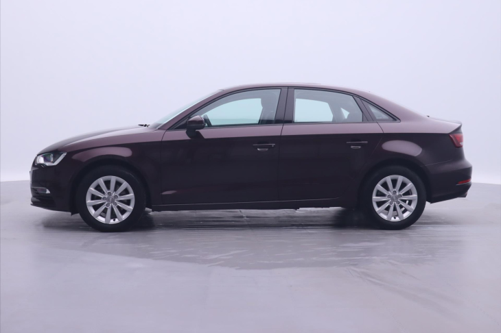 Audi A3 1,4 TFSI 92kW Klima Panorama