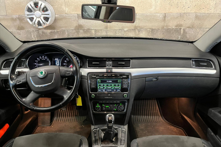 Škoda Superb 2,0 TDI 125kW CZ Serv.kniha Exclusive Xenon