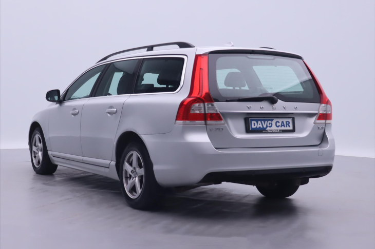 Volvo V70 1,6 T4F Momentum Kůže Xenon