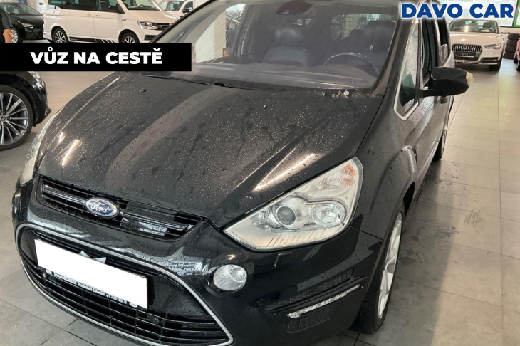 Ford S-MAX 2,2 TDCi 147kW Titanium NAVI Kůže