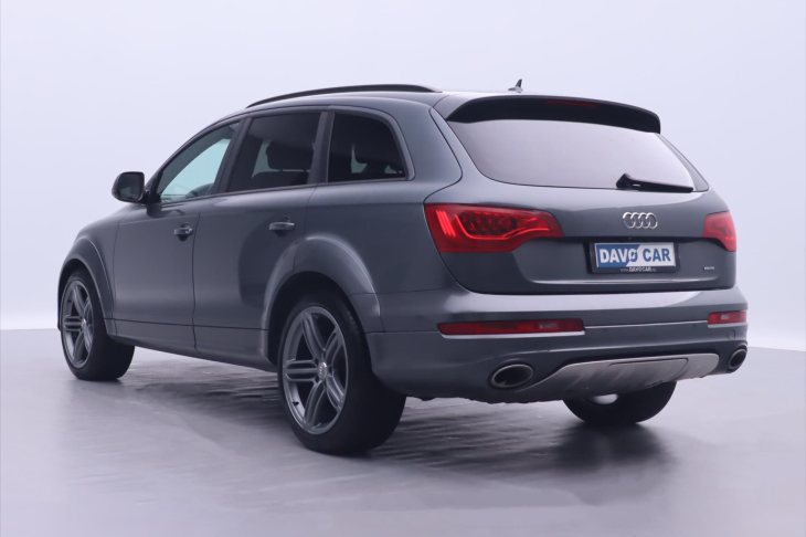 Audi Q7 3,0 TDI 180kW S-Line 7-Míst DPH