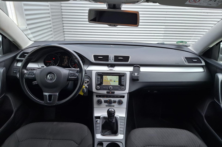 Volkswagen Passat 2,0 TDI Navi Tažné