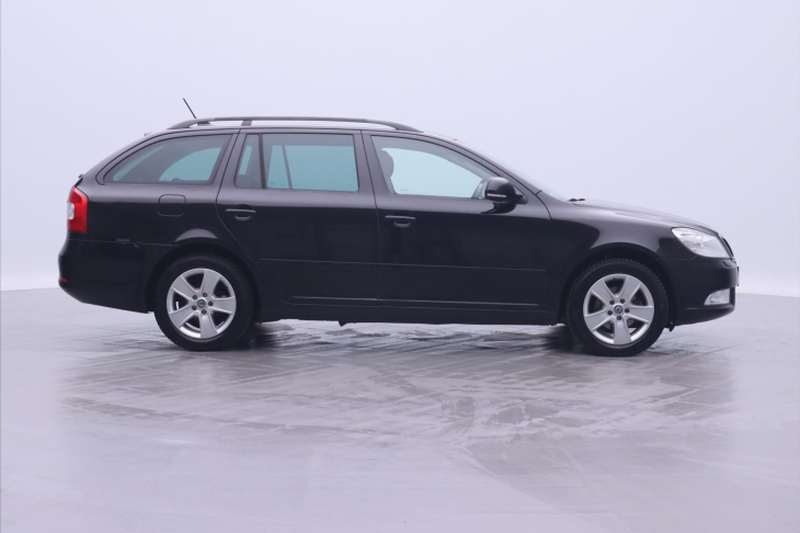 Škoda Octavia 1,6 TDI Elegance Xenon 1.Maj