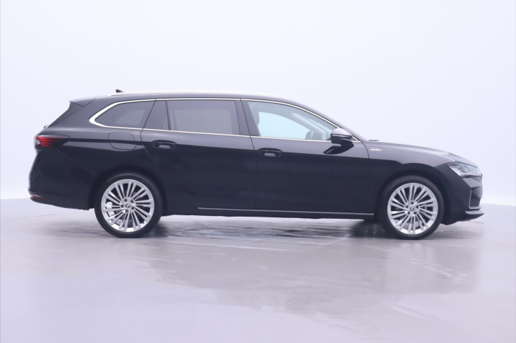 Škoda Superb 2,0 TDI DSG Laurin & Klement