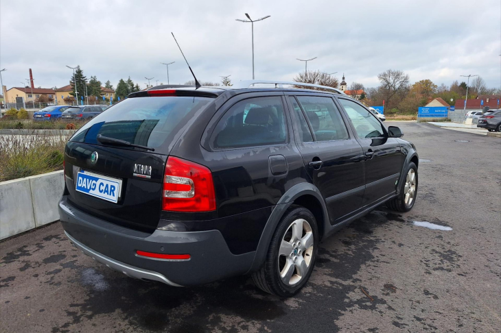 Škoda Octavia 2,0 TDI Scout Combi 4x4 ALU