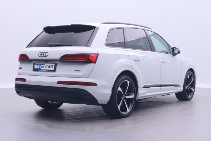 Audi Q7 3,0 V6 TDI S-Line Black CZ DPH