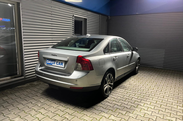 Volvo S40 2,5 Kinetic Xenon A/T