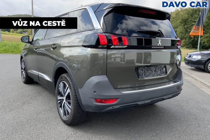 Peugeot 5008 2,0 HDI 110kW Allure LED 7Míst