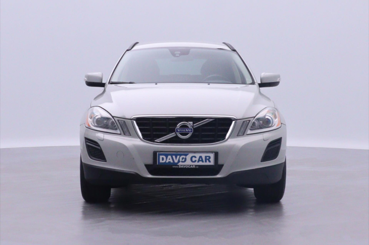 Volvo XC60 2,4 D5 158kW Aut. AWD Xenon