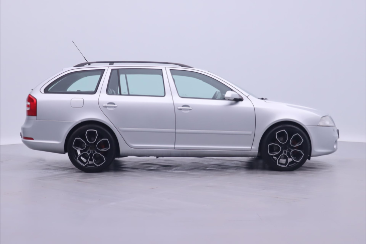 Škoda Octavia 2,0 TDI 125kW Aut.klima RS