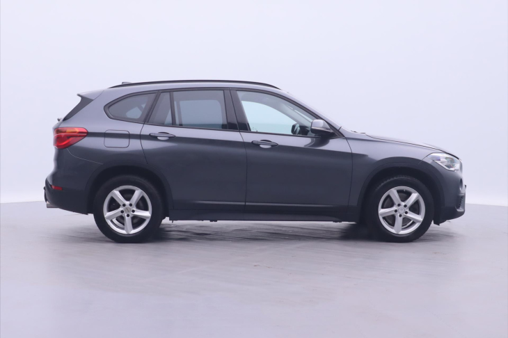 BMW X1 2,0 sDrive20d Advantage Navi